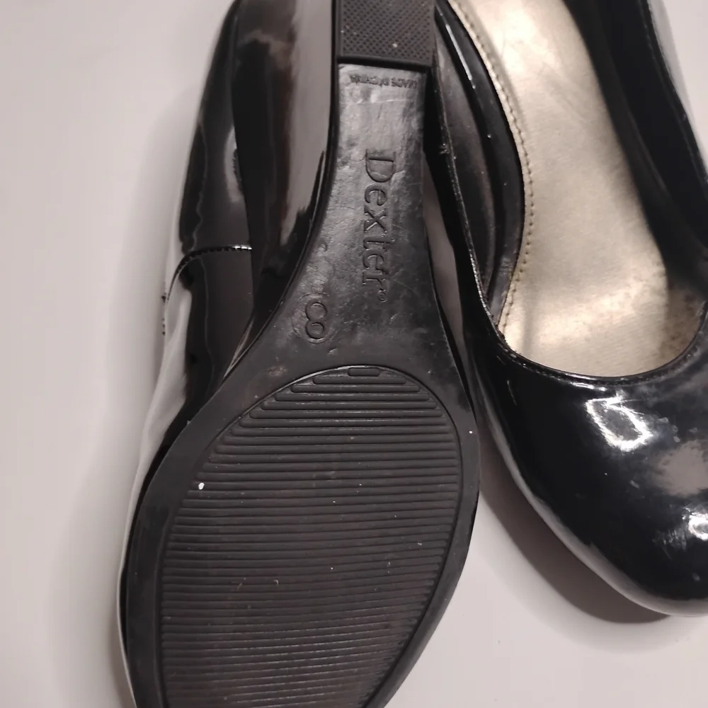 Dexter Women's Glossy Black Heels